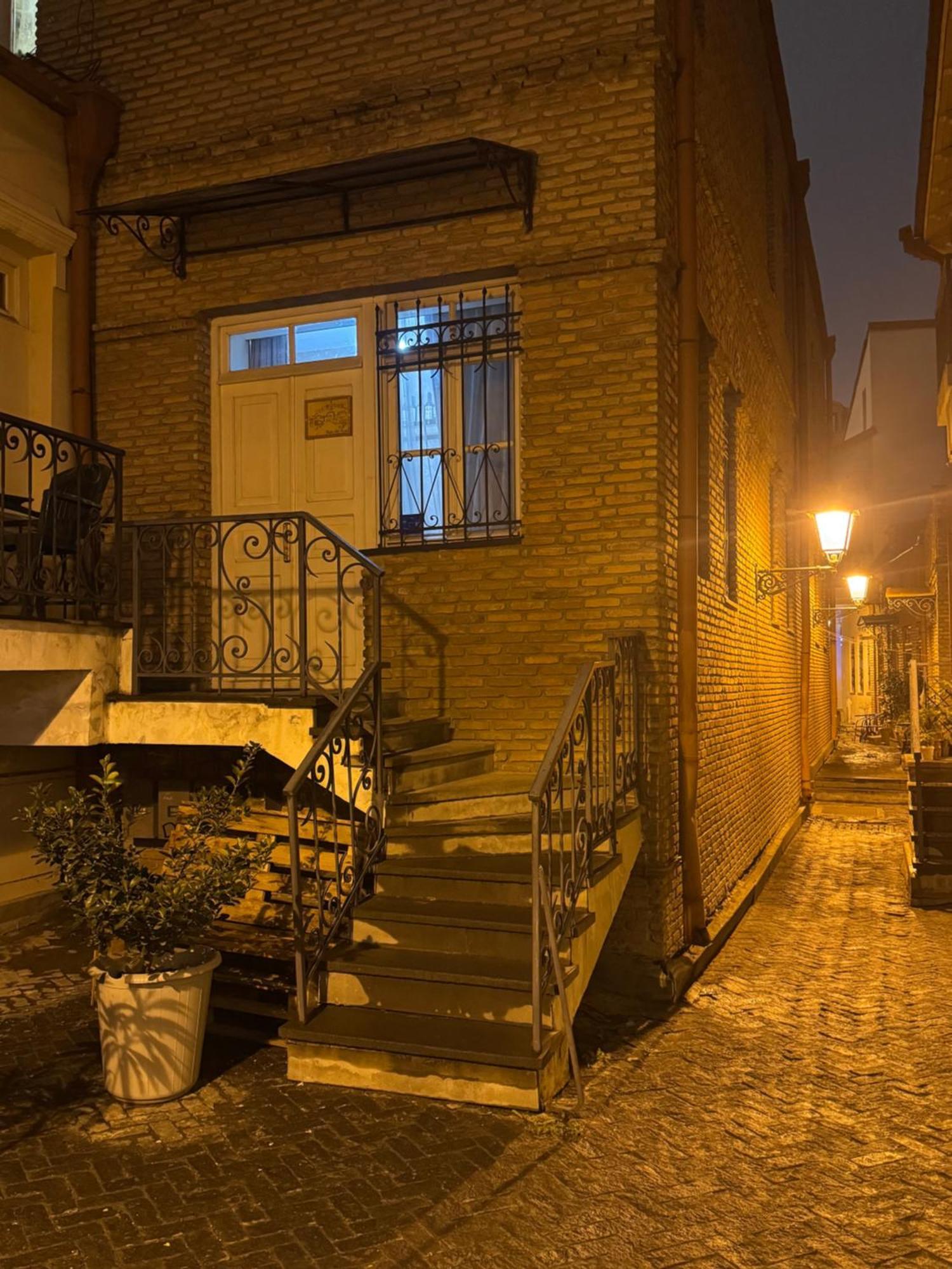 Ferienwohnung Tbilisi Old Town Exterior foto